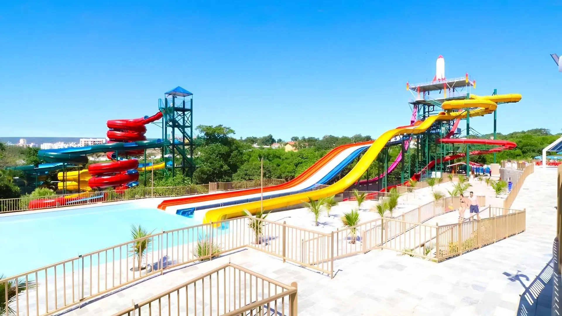 Piazza Diroma - Acesso Gratuito Ao Acqua Park E Splash Caldas Novas 0*,