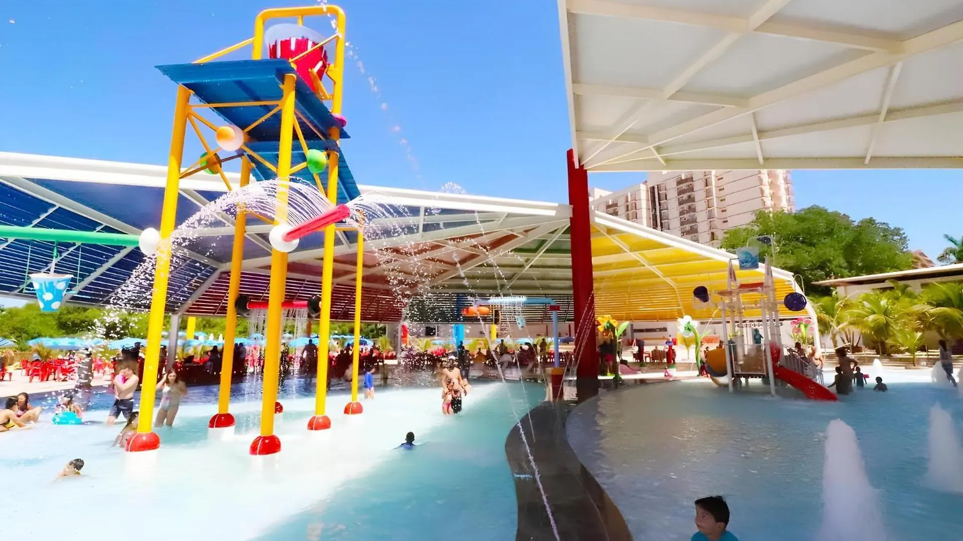 מלון דירות קאלדס נובאס Piazza Diroma - Acesso Gratuito Ao Acqua Park E Splash